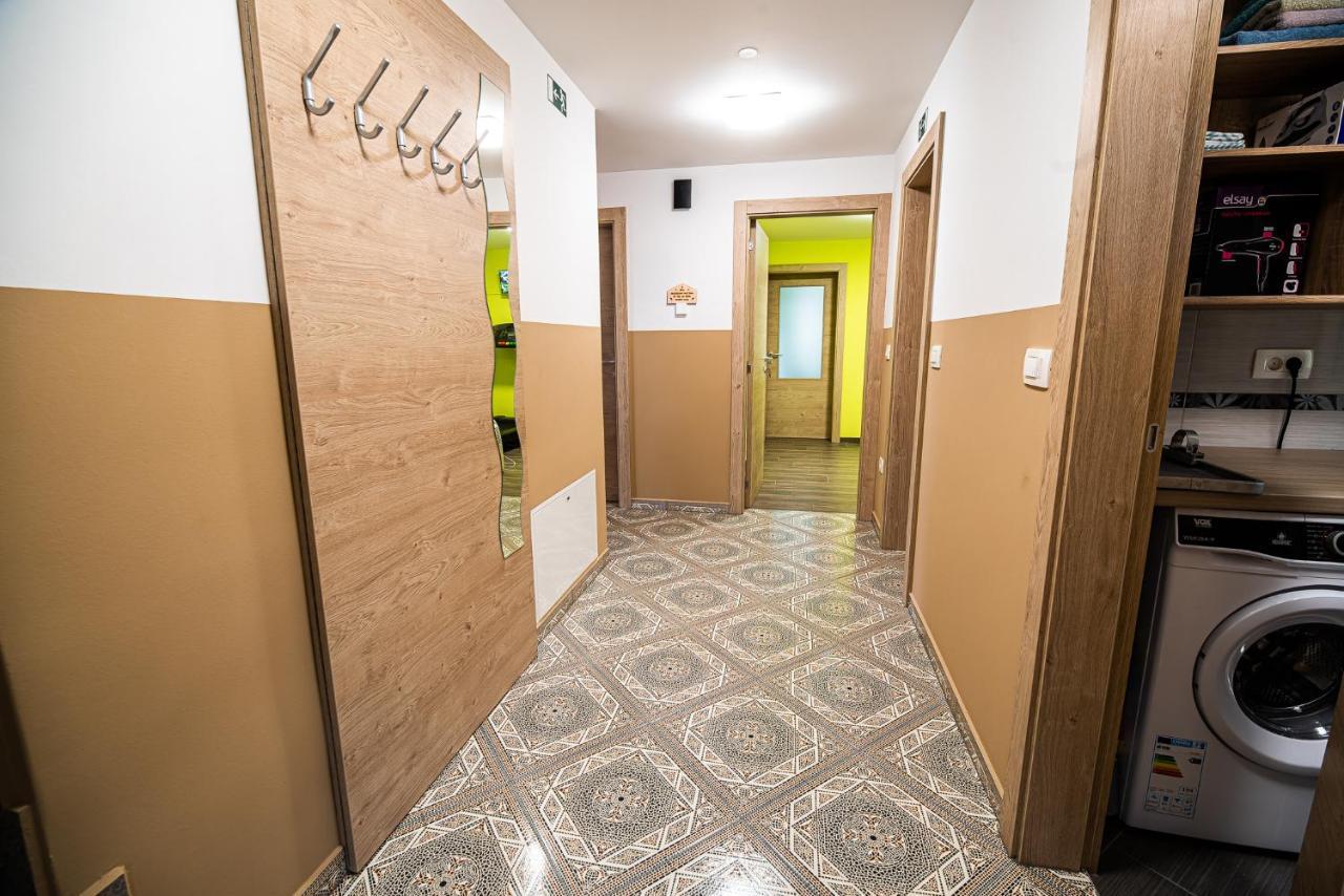 Holiday Home With Hot Tub And Sauna Sabina Rovte Εξωτερικό φωτογραφία