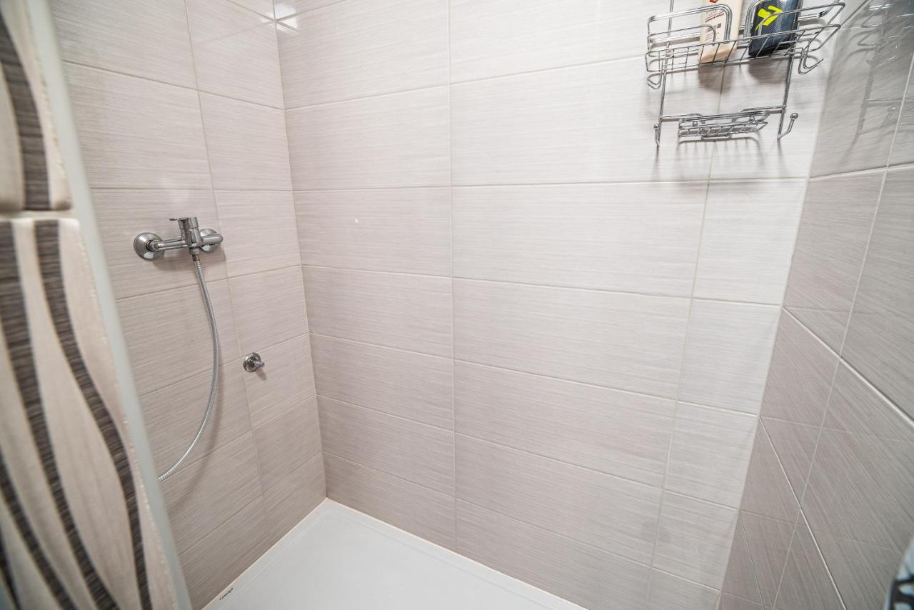 Holiday Home With Hot Tub And Sauna Sabina Rovte Εξωτερικό φωτογραφία
