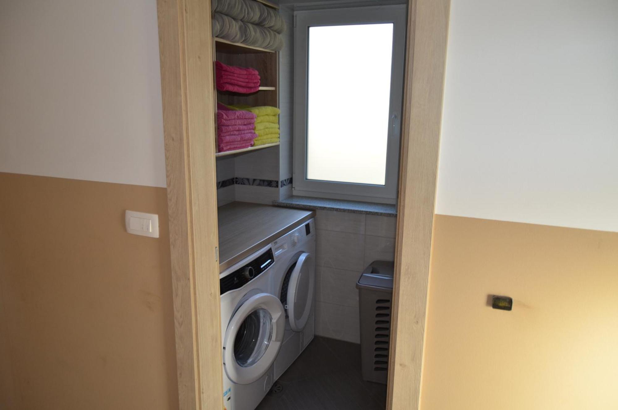 Holiday Home With Hot Tub And Sauna Sabina Rovte Εξωτερικό φωτογραφία