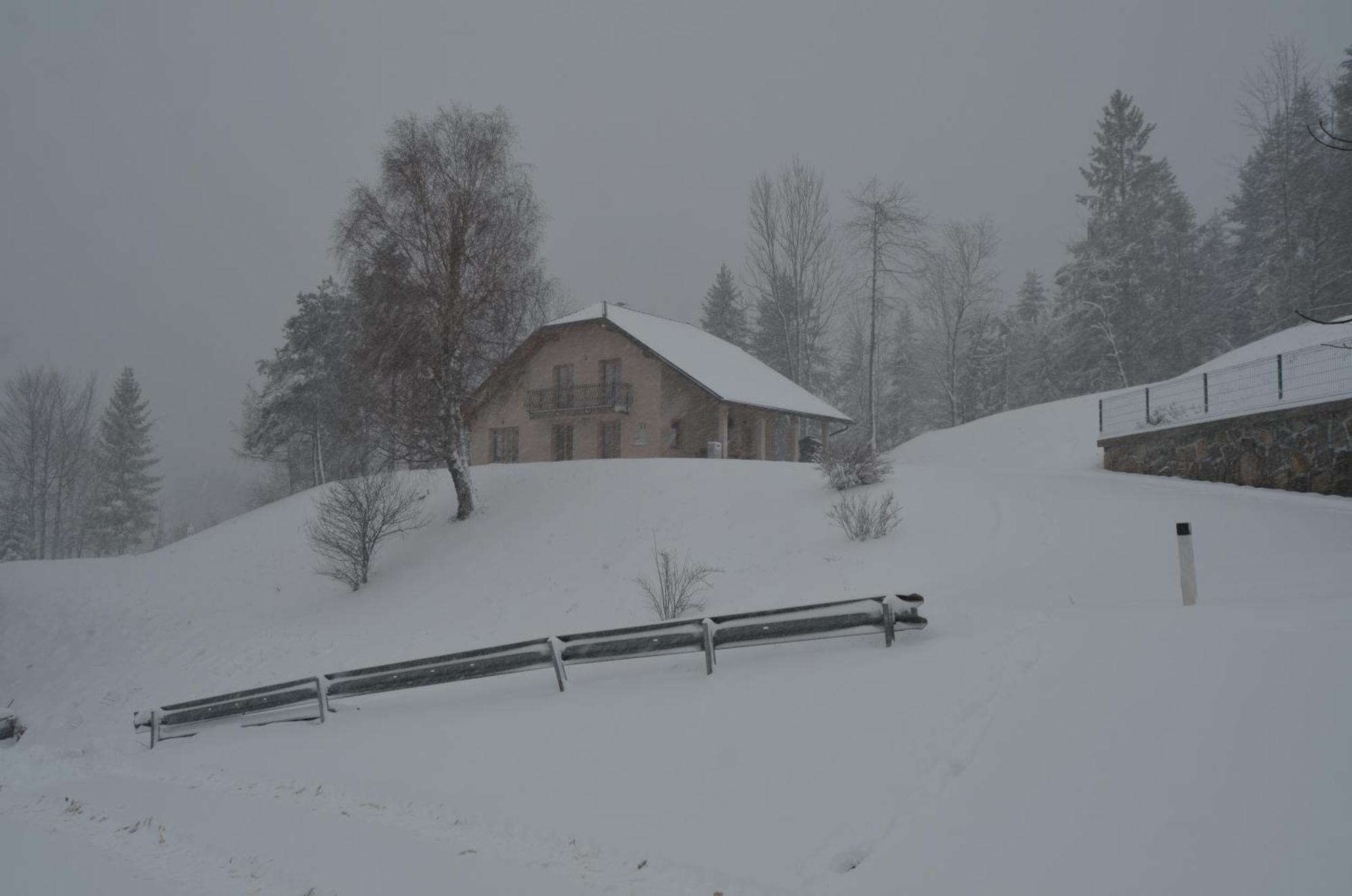 Holiday Home With Hot Tub And Sauna Sabina Rovte Εξωτερικό φωτογραφία