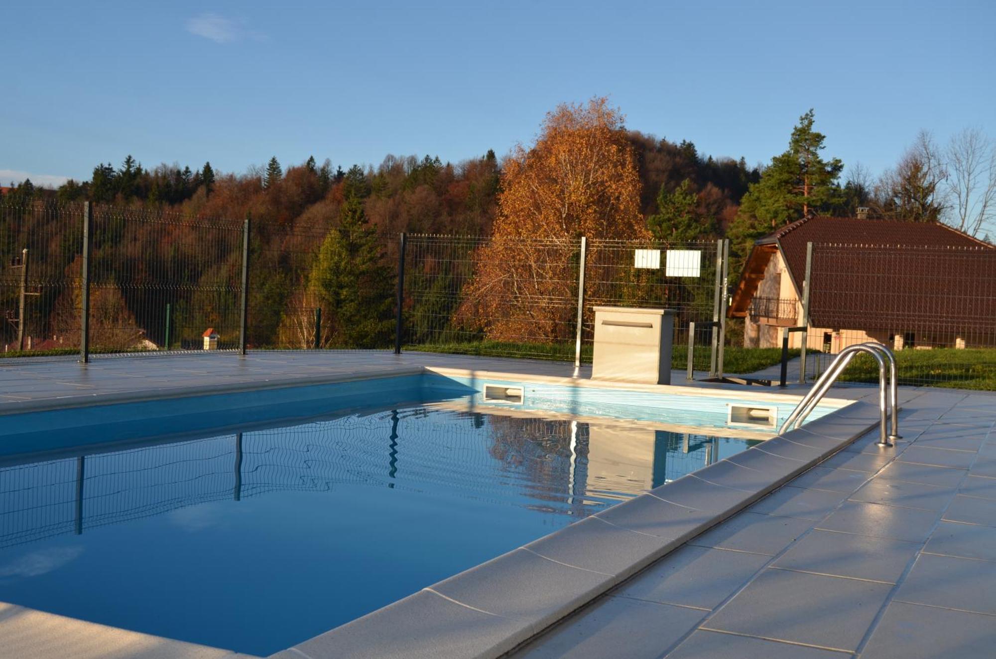 Holiday Home With Hot Tub And Sauna Sabina Rovte Εξωτερικό φωτογραφία
