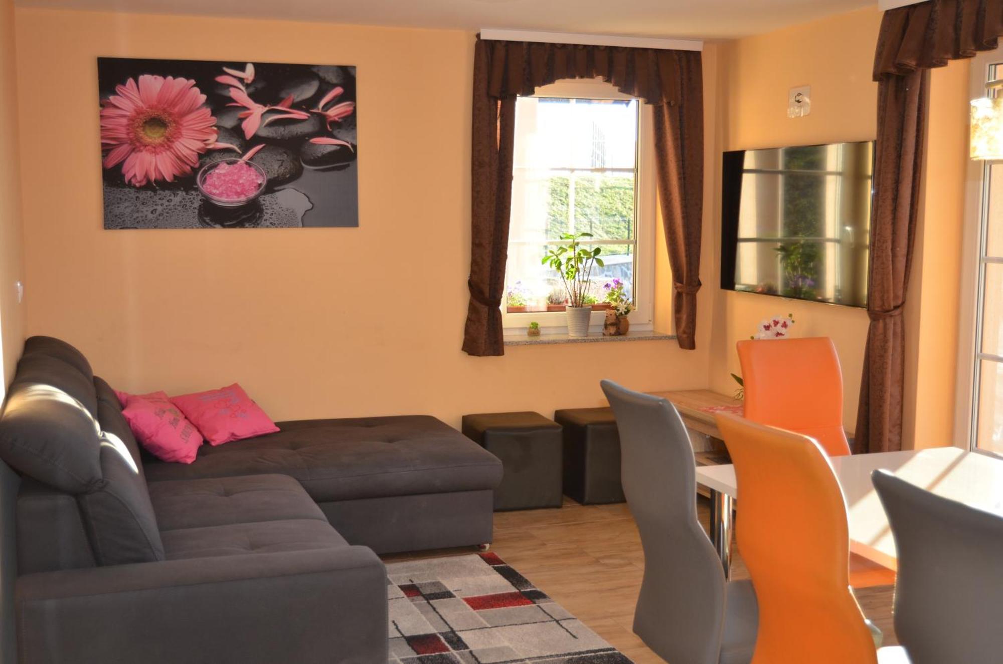 Holiday Home With Hot Tub And Sauna Sabina Rovte Εξωτερικό φωτογραφία