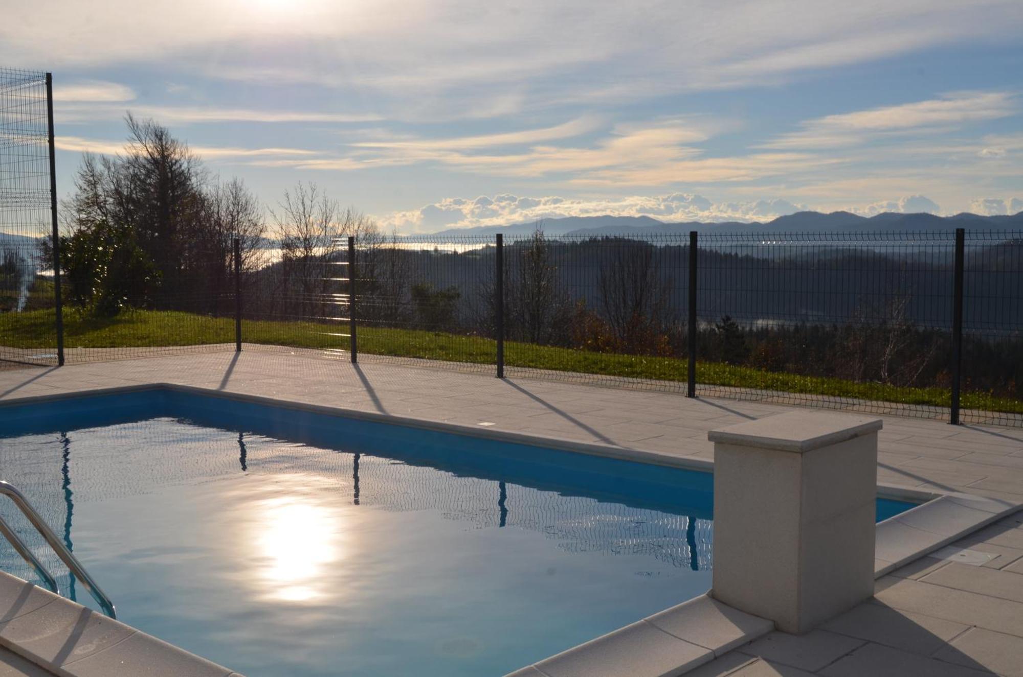 Holiday Home With Hot Tub And Sauna Sabina Rovte Εξωτερικό φωτογραφία